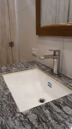 Deluxe Ortak Ranzalı Oda, Sadece erkekler için (1 bed in a 12-bed Male Dormitory)