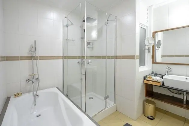 Deluxe Double Room with Balcony and Parital View