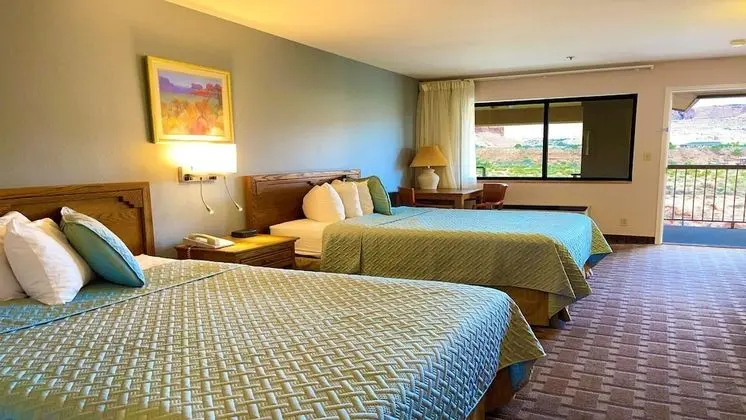 Deluxe Oda, 2 Büyük (Queen) Boy Yatak, Buzdolabı ve Mikrodalga, Dağ Manzaralı