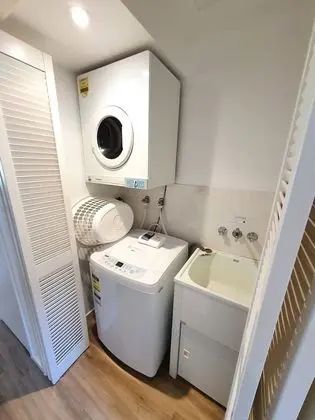 Sıra Ev, 2 Yatak Odası (2.5 Bedroom Budget)