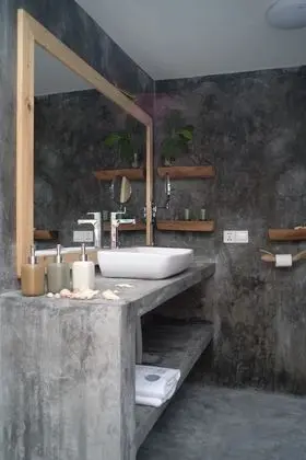 Deluxe Üç Kişilik Oda, Özel Banyo, Zemin Kat