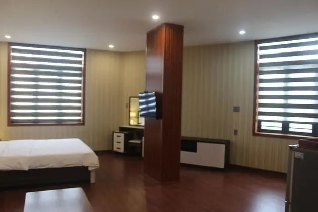 Business Tek Büyük Yataklı Oda