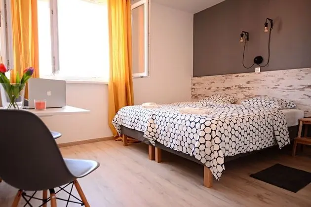 Tek Büyük Yataklı Oda, Şehir Manzaralı