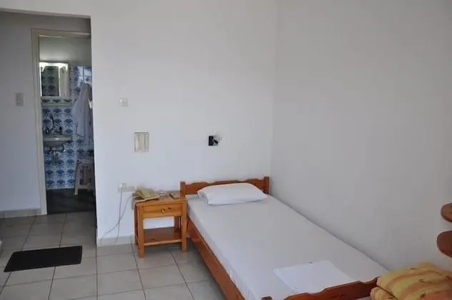 Üç Kişilik Oda