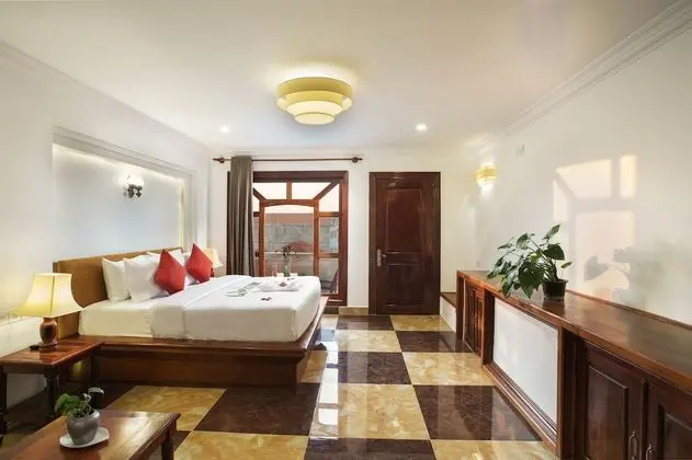 Junior Suite Twin Room - Free Pick Up