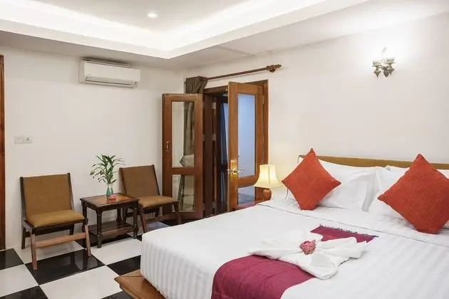 Junior Suite Twin Room - Free Pick Up