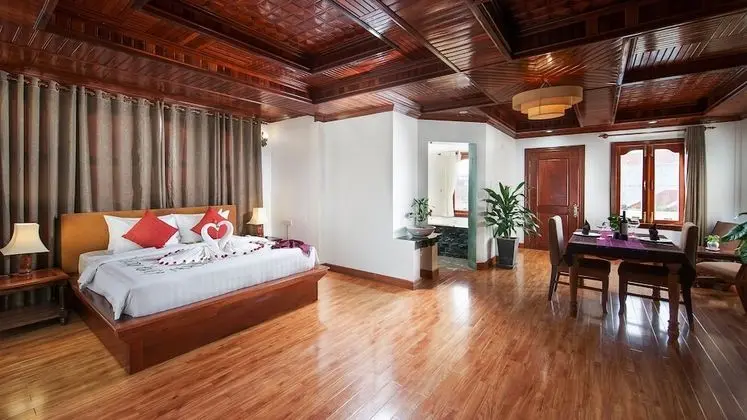 Premier Suite - Free Pick Up
