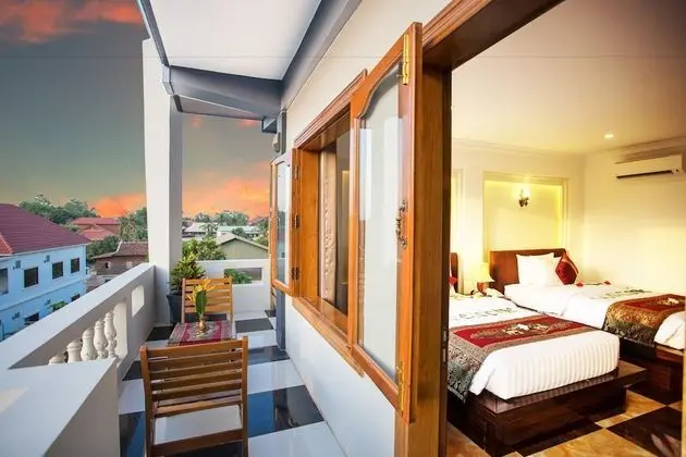 Premier Suite - Free Pick Up