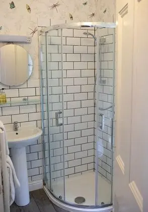 Contemporary Double (Room 4)