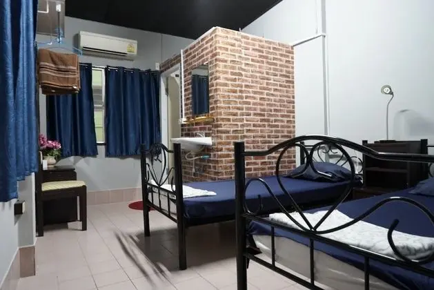 Büyük Yataklı Tek Kişilik Oda, 2 Tek Kişilik Yatak, Sigara İçilmez