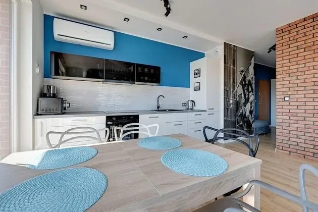 Superior Apart Daire, 2 Yatak Odası, Balkon (Dluga Grobla 10/84)