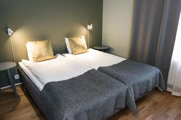 Basic Tek Büyük Yataklı Oda