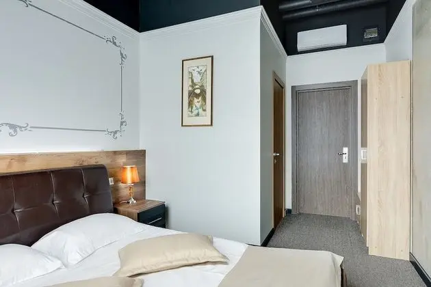 Standard Tek Büyük Yataklı Oda