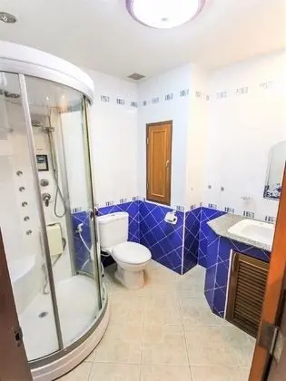 Daire, 2 Yatak Odası, Balkon