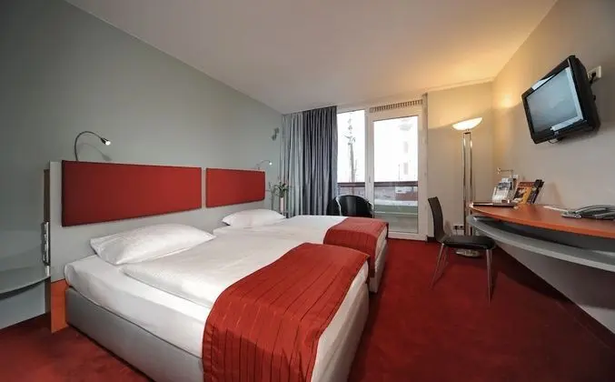 Comfort Tek Büyük Yataklı Oda (inkl. 6 EUR Engergiepauschale)