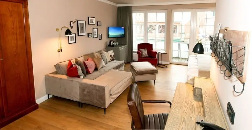 Tek Büyük Yataklı Oda, Balkon