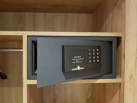 Comfort Tek Büyük Yataklı Oda