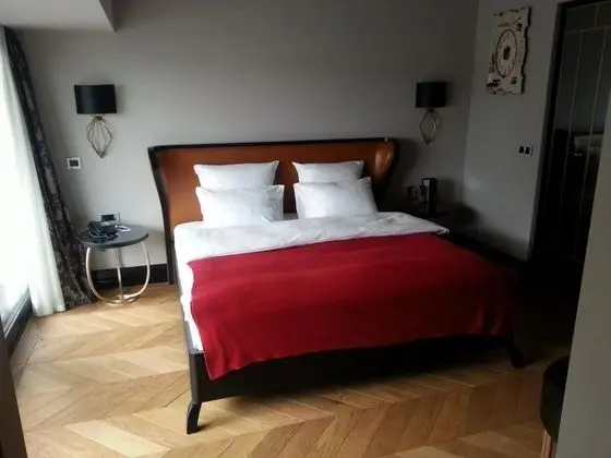 Superior Oda, Kısmi Deniz Manzaralı, Balkonlu