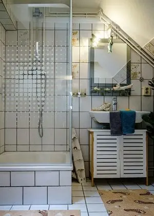 Family Oda, Sigara İçilmez