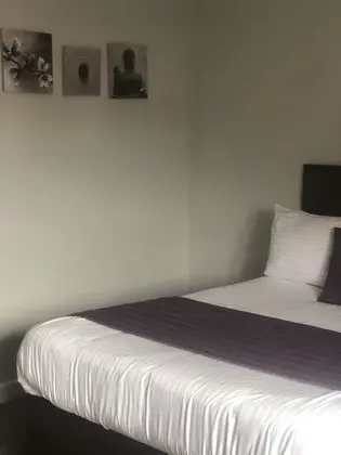 Family Tek Büyük Yataklı Oda