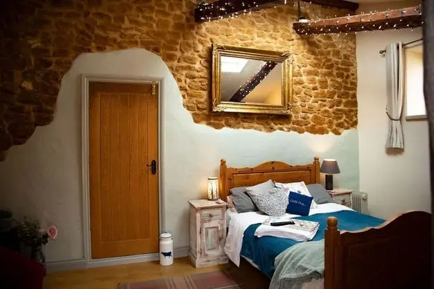 Romantic Tek Büyük Yataklı Oda, 1 Çift Kişilik Yatak, Avlu