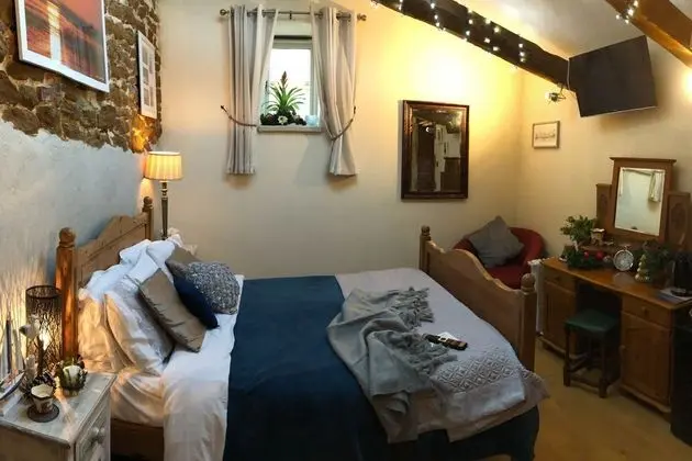 Romantic Tek Büyük Yataklı Oda, 1 Çift Kişilik Yatak, Avlu