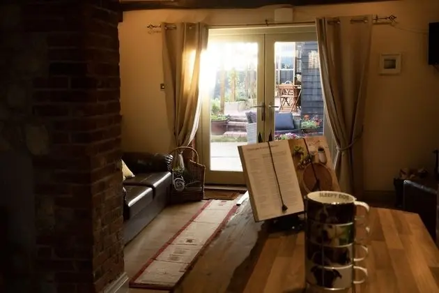 Traditional Kır Evi, 2 Yatak Odası, Mutfak, Kısmi Deniz Manzaralı