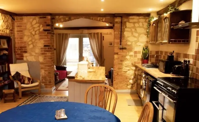 Traditional Kır Evi, 2 Yatak Odası, Mutfak, Kısmi Deniz Manzaralı