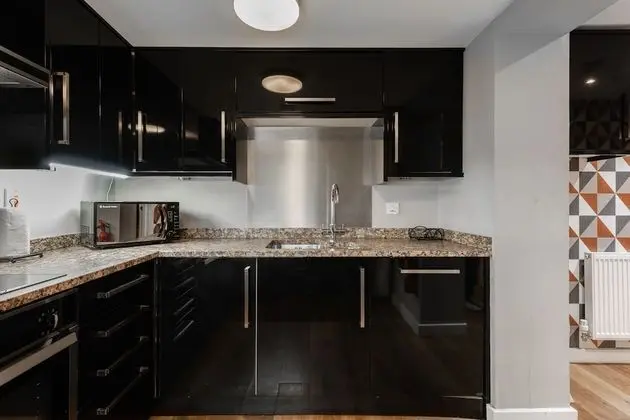 Ev (1 Bedroom)