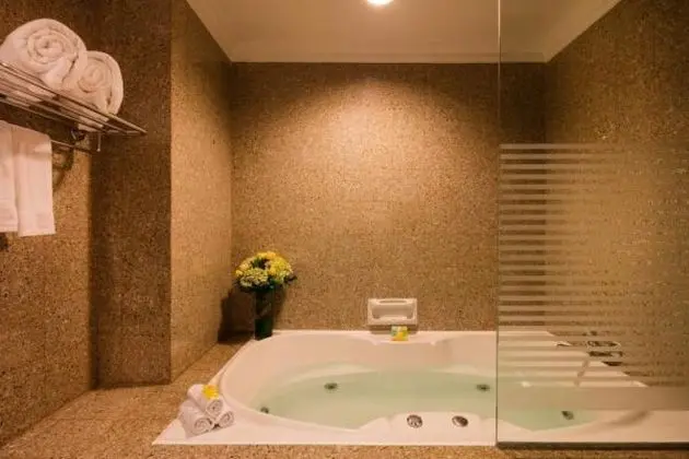 Çatı Katı Süiti (Penthouse)