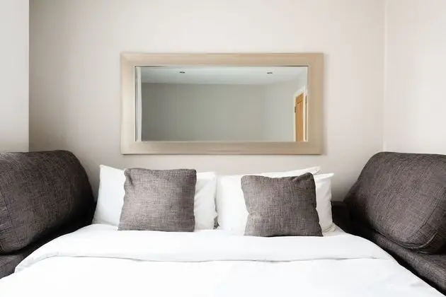 Apart Daire, 5 Yatak Odası