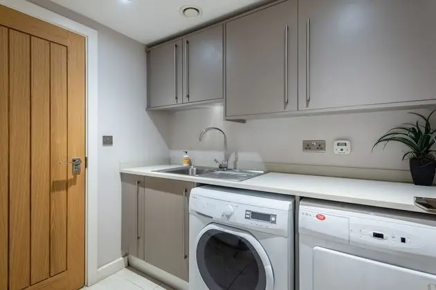 Apart Daire, 5 Yatak Odası