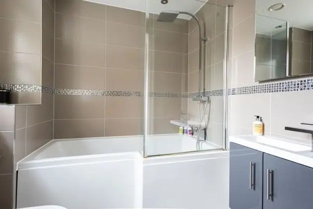 Apart Daire, 5 Yatak Odası