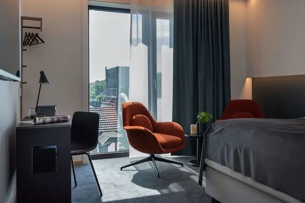 Business Oda, Sigara İçilmez