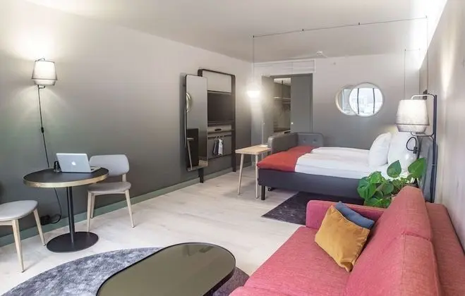 Deluxe İki Ayrı Yataklı Oda, 2 Tek Kişilik Yatak, Engellilere Uygun, Park Manzaralı
