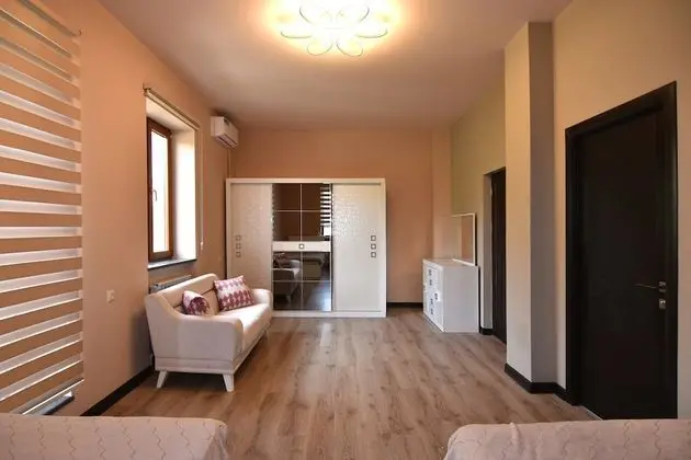 Süit, Şehir Manzaralı, Bahçeli