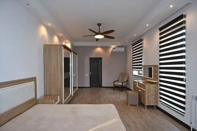 Süit, Şehir Manzaralı, Bahçeli