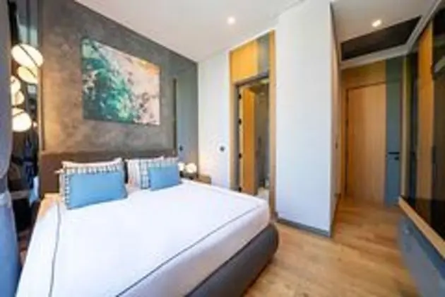 Grand Villa