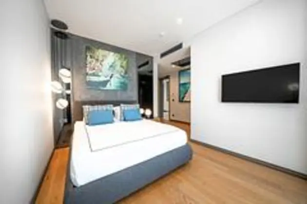 Grand Villa