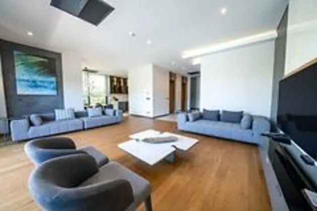 Grand Villa