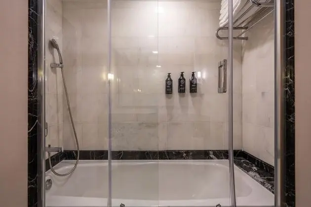 Ana Bina Deluxe Suite Yandan Deniz