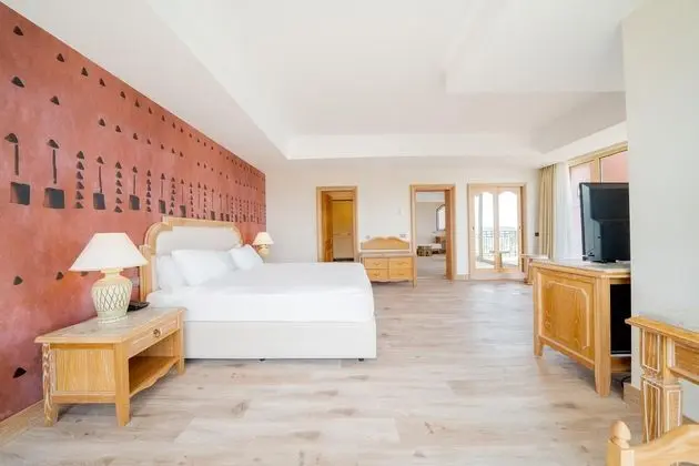 https://images.etstur.com/files/images/hotelImages/TR/219948/l/The-Norm-Oriental-Oda-401739.jpg