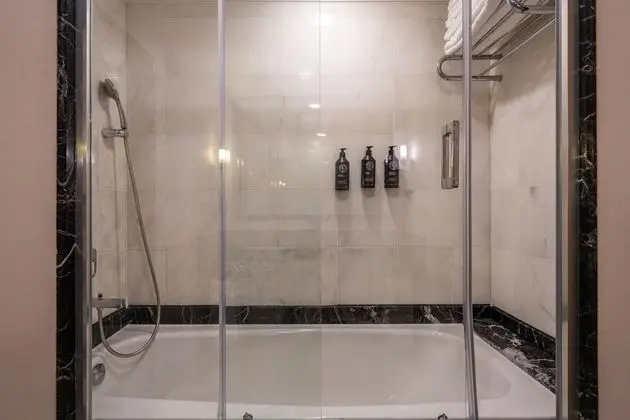 https://images.etstur.com/files/images/hotelImages/TR/219948/l/The-Norm-Oriental-Oda-401742.jpg