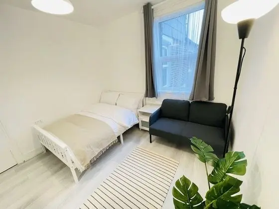 Comfort Tek Büyük Yataklı Oda, Ortak Banyo (Room 2)