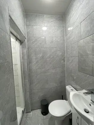 Comfort Tek Büyük Yataklı Oda, Ortak Banyo (Room 2)