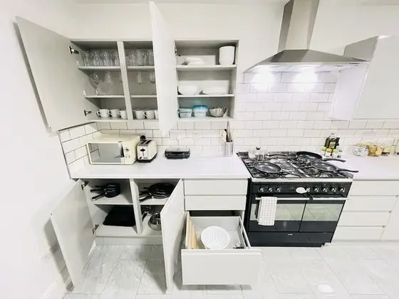 Comfort Tek Büyük Yataklı Oda, Ortak Banyo (Room 2)