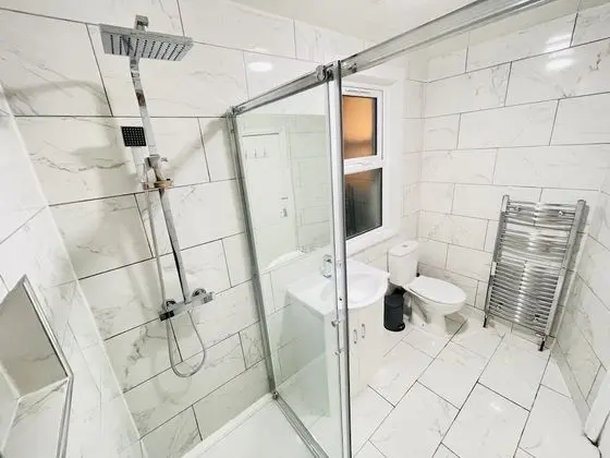 Standard Tek Büyük Yataklı Oda, Ortak Banyo (Room 3)
