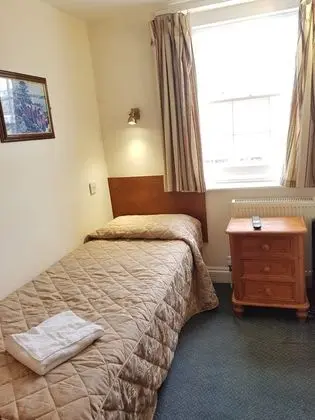 Tek Kişilik Oda, Banyolu/Duşlu