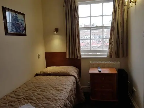 Tek Kişilik Oda, Banyolu/Duşlu