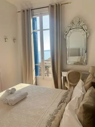 Tek Büyük Yataklı Oda, Deniz Manzaralı